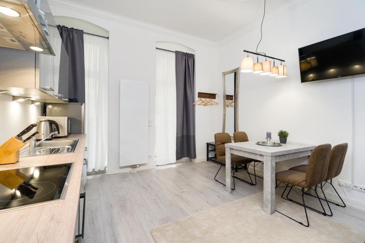 The Lohmeyerstr Hh, 2 Bed Rooms Up To 5 People Berlim Exterior foto